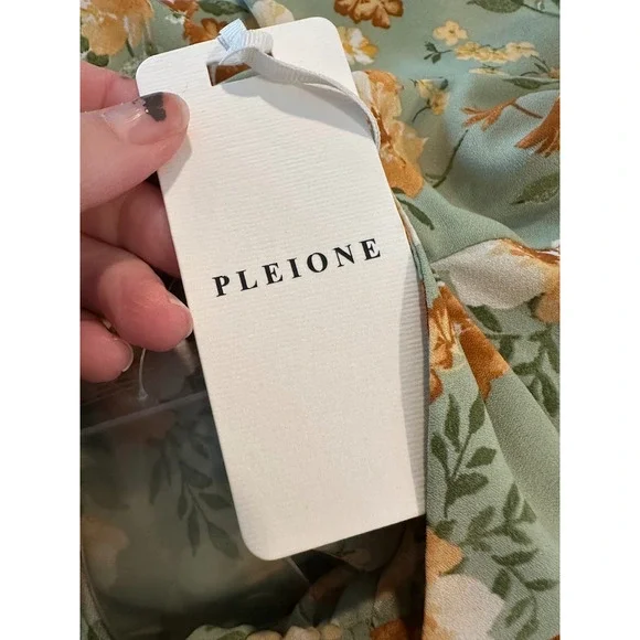 Pleione Women’s Medium Green Floral Long Sleeve Blouse Top Boho Romantic Cottage - Picture 5 of 8